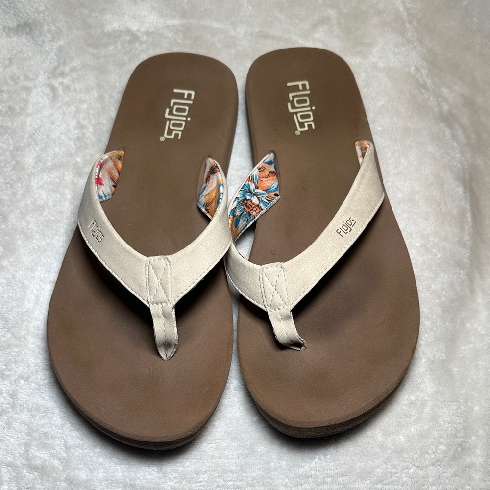 Flojos Women's Floral Cream and Brown Flip Flop Sandals Size 8.5